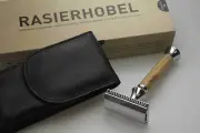Timor Razor 10 Blades Leather Case Closed Open Comb Gift Set