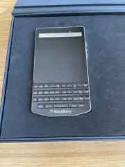 Unlocked BlackBerry Porsche Design P'9983 64GB Single SIM OS 10.3 NFC Smartphone