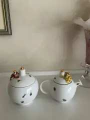 Adam& Ziege Porcelain Teapot &Sugar Bowl: set of2 from Germany