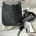 全新真品 HERMES MINI EVELYNE 89NOIR黑 TC皮 銀釦 編織背帶 斜背包 Y刻 L