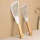 Wooden Handle Slotted Fish Turner Fan-shaped Flipping Frying Spatulas Cooking