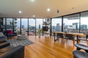 濱海港區的3臥室公寓 - 110平方公尺/2間專用衛浴Luxury 3Bed-2Bath, Free Parking and City Views