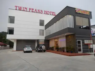 雙峰飯店Twin Peaks Hotel