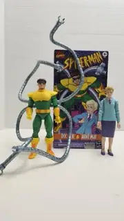 Marvel Legends Doc Ock Spider-man VHS Aunt May 2 Pack