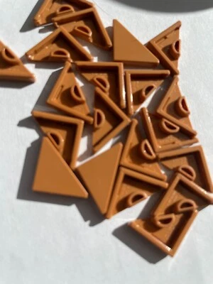 LEGO- NEW -#35787- MEDIUM NOUGAT-TILE MODIFIED 2 X 2 TRIANGULAR-10 PIECES