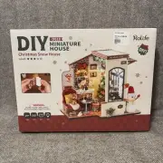Robotime Rolife Christmas Snow House DIY DG18 Miniature House 3D Wooden Puzzle
