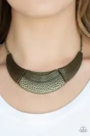 Paparazzi Utterly Untamable - Hammered Brass Necklace & Earrings