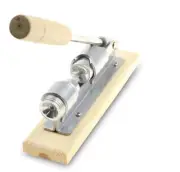New Mechanical Nut Cracker Pecan Walnut Almond Opener Tool Heavy Duty Wood Base