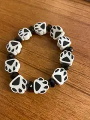 Paw Shaped black and white Bead Elastic/Stretch Bracelet