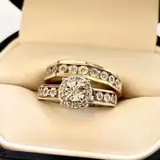 Diamond Wedding and Engagement Ring Set: New, Yellow Gold 10k Size 7, Sizable