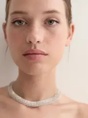 DINA NECKLACE