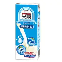 在飛比找ETMall東森購物網優惠-【光泉】低脂高鈣牛乳200ml(24入/箱)