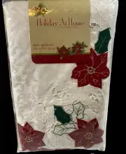 Holiday At Home Poinsettia Legacy Oblong Tablecloth 60" x 84" White Green Red
