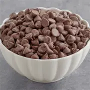 HERSHEY'S 25 lb. Semi-Sweet Chocolate 1M Baking Chips WS-403340061125