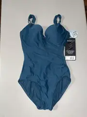 Miraclesuit Women's Razzle Dazzle Siren One Piece Swimsuit Nova Green 8