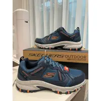 在飛比找蝦皮購物優惠-SKECHERS 思克威爾 HILLCREST系列 時尚休閒