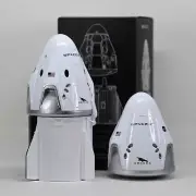 1/55 SpaceX Crew Dragon Spacecraft Model