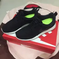 在飛比找蝦皮購物優惠-Nike Roshe run