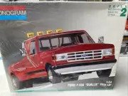 Ford F-350 “Duallie” Pick-Up Truck Monogram 1:24 Model Kit 2948 (1991)
