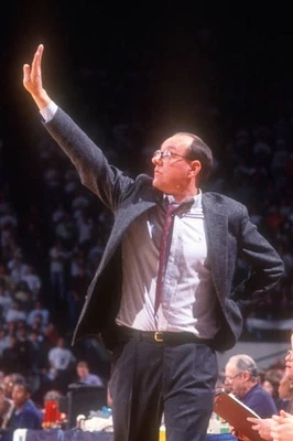 Head coach Jim Boeheim Syracuse Orange signals to his players duri- Old Photo 2