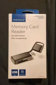 Insignia- USB 3.0 Memory Card Reader for Windows / MacOS SD / Micro SD
