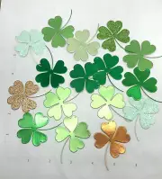 Die Cuts Shamrock Leaf Mixed Colors 15 Pieces Foil Glitter Shimmer Cardstock Pap