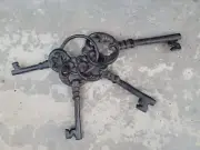 Rustic Jailor Pirate Skeleton Keys Ring Black Cast Iron Old West Décor 4 Keys