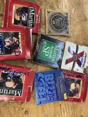 Total Junk Pile acoustic guitar strings set