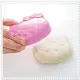 小花花日本精品♥Hello Kitty 日本製 吐司壓模 麵包 模具 造型 壓模 野餐 臉頭 99931704