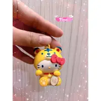 在飛比找蝦皮購物優惠-❤️可愛kitty虎年鑰匙圈（悠遊卡）❤️