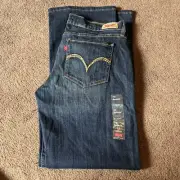 Levi’s Women’s 11 short. Super Low Bootcut Jeans Denim New With Tags