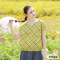 在飛比找momo購物網優惠-【FREE】進口純棉菱紋V領短袖上衣(黃色)