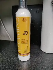 This vitamin rich conditioner features DHT blockers (like Baicapil™ and...
