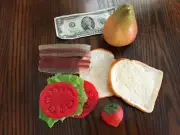 VTG REALISTIC FAKE PLAY FOOD ✿ BLT SANDWICH BREAD BACON TOMATO PEAR STRAWBERRY✿