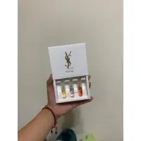 在飛比找蝦皮購物優惠-現貨-YSL 經典香氛小禮盒 3件組 1.2ml*3（附沐浴