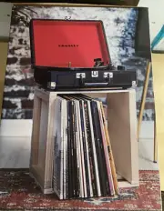 Crosley Cruiser Deluxe 3-Speed Turntable - Black + Record Crate Bundle NEW