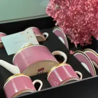 在飛比找momo購物網優惠-【A&L】皇家骨瓷1壺4杯碟禮盒組(尊榮禮贈 送禮首選)