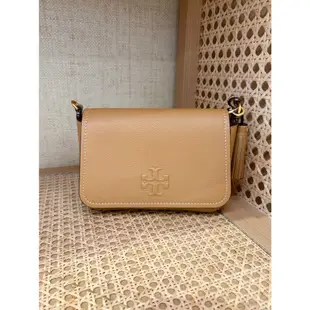 【現貨】美國代購 🇺🇸 Tory Burch TB 新品 Thea Flap 皮革 流蘇 郵差包 側背包 斜背包