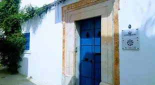 El Patio Courtyard House