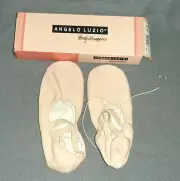 Angelo Luzio Body Wrappers Ballet Shoes Slippers 246A Peach Size 7.5 Narrow