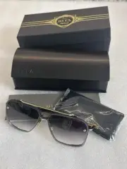 Demo Dita Mach-Six DTS121 62-05 Black Gold Titanium Sunglasses Grey Gradient