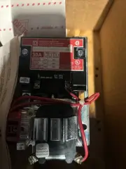 SQUARE D, 8903SM011, 30A, 3P, LIGHTING CONTACTOR, 277V, NEW TAKE OUT!