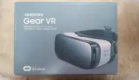 在飛比找Yahoo!奇摩拍賣優惠-展示出清三星 Samsung Gear VR 虛擬實境眼鏡支
