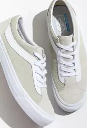 Vans UO Exclusive Bold Ni Suede Sneaker Beige VN0A3WLP2J0 8 9.5 RARE NIB White