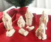 Vintage Gift Gallery 8 Pc Porcelain Nativity Set KMart