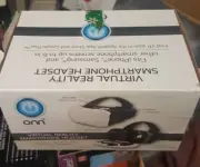 Onn Virtual Reality VR Headset For Smart Phone - White
