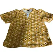 Discover the Perfect Ann Taylor Springtime Top Size Medium New with Tags.