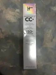 It Cosmetics CC+ Color Correcting Full Coverage Cream in Shade Light Brand New