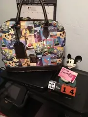 Disney Dooney & Bourke Epcot 2016 Food And Wine Festival Zip Satchel Purse Bag