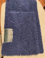 New Laura Ashley Navy Lush Chenille Bath Rugs Set of 2